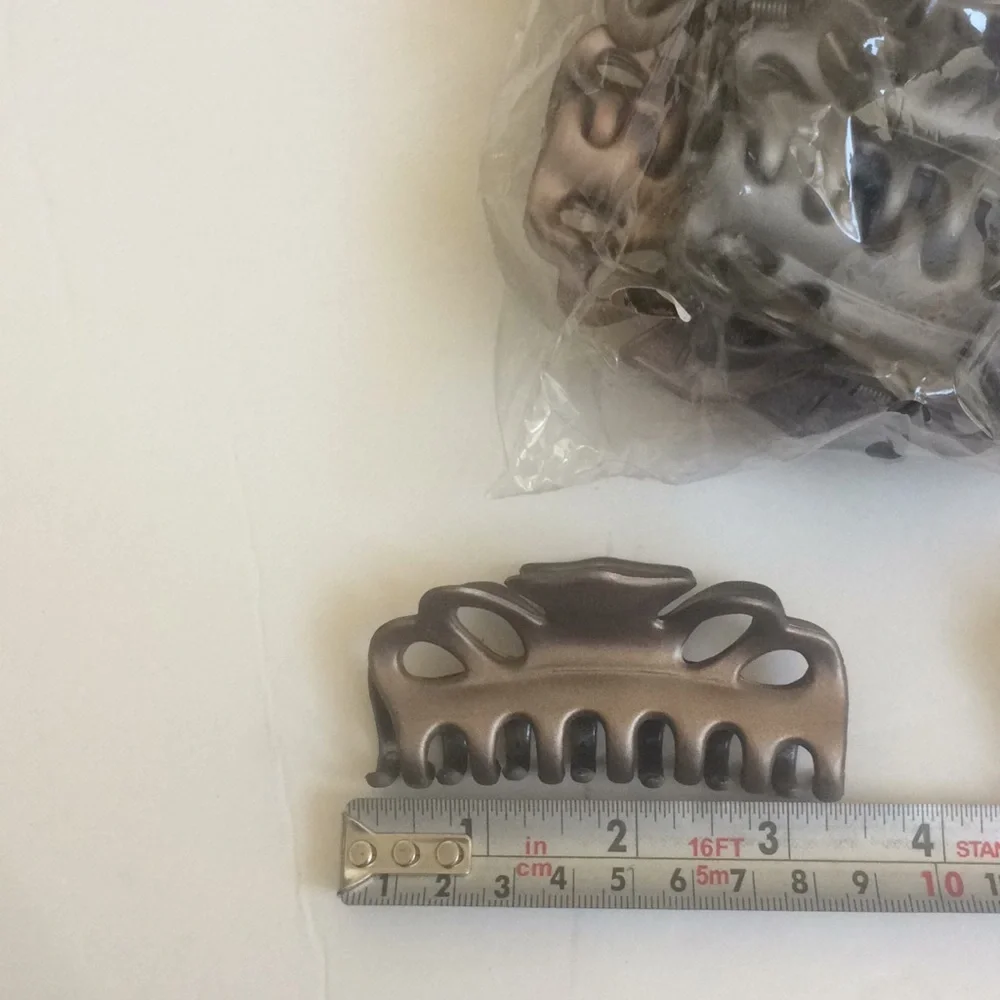 WHOLESALE lot of 11 hair clips
